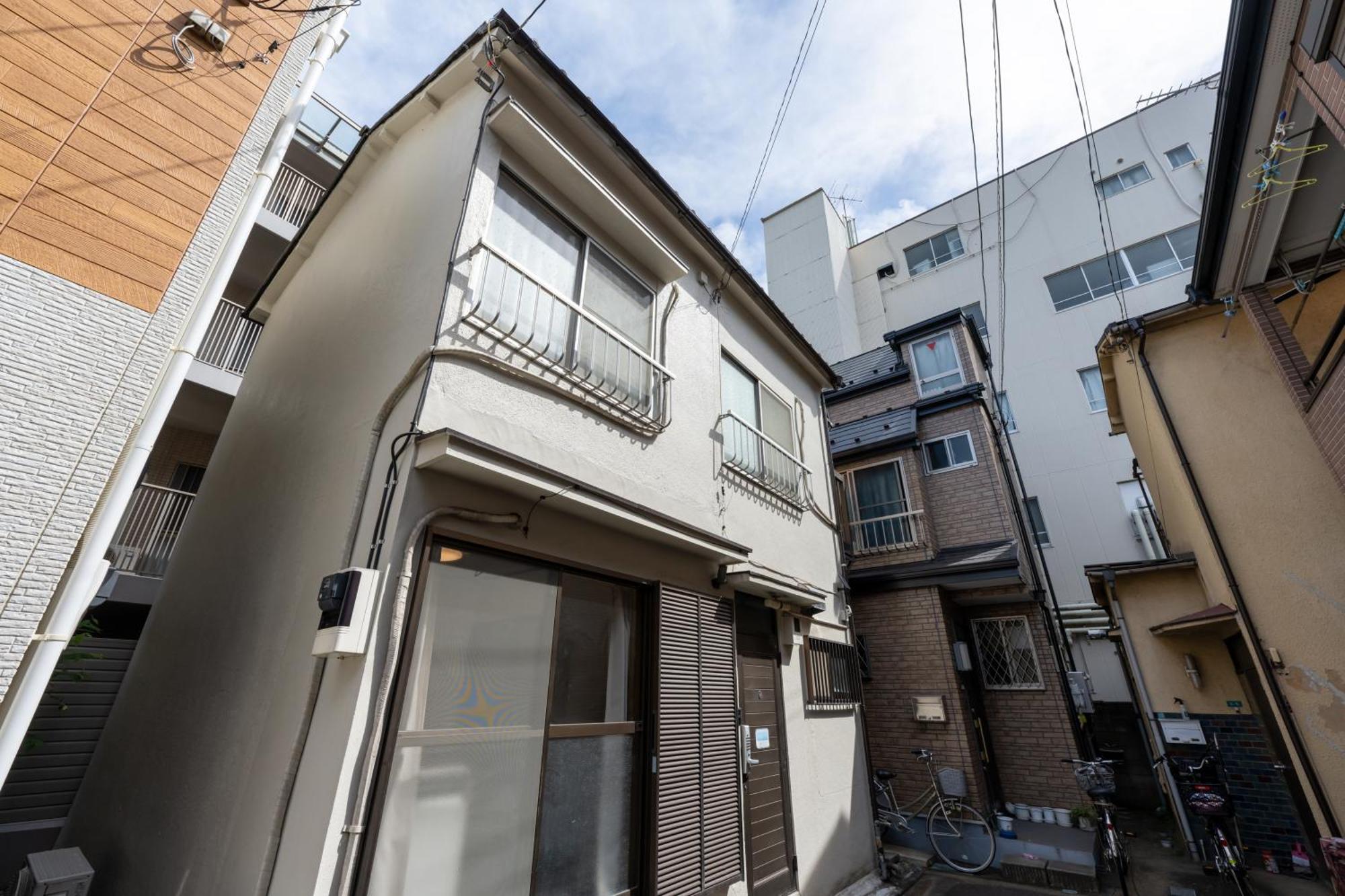 一棟貸切宿, 東京一之江ハウス6名定員, 秋葉原19分,新宿30分,Wifi有, ディズニータクシー20分3000円,駐車場ありません Tokio Exterior foto